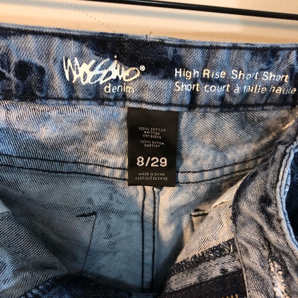 Shorts - Picture 2 of 2